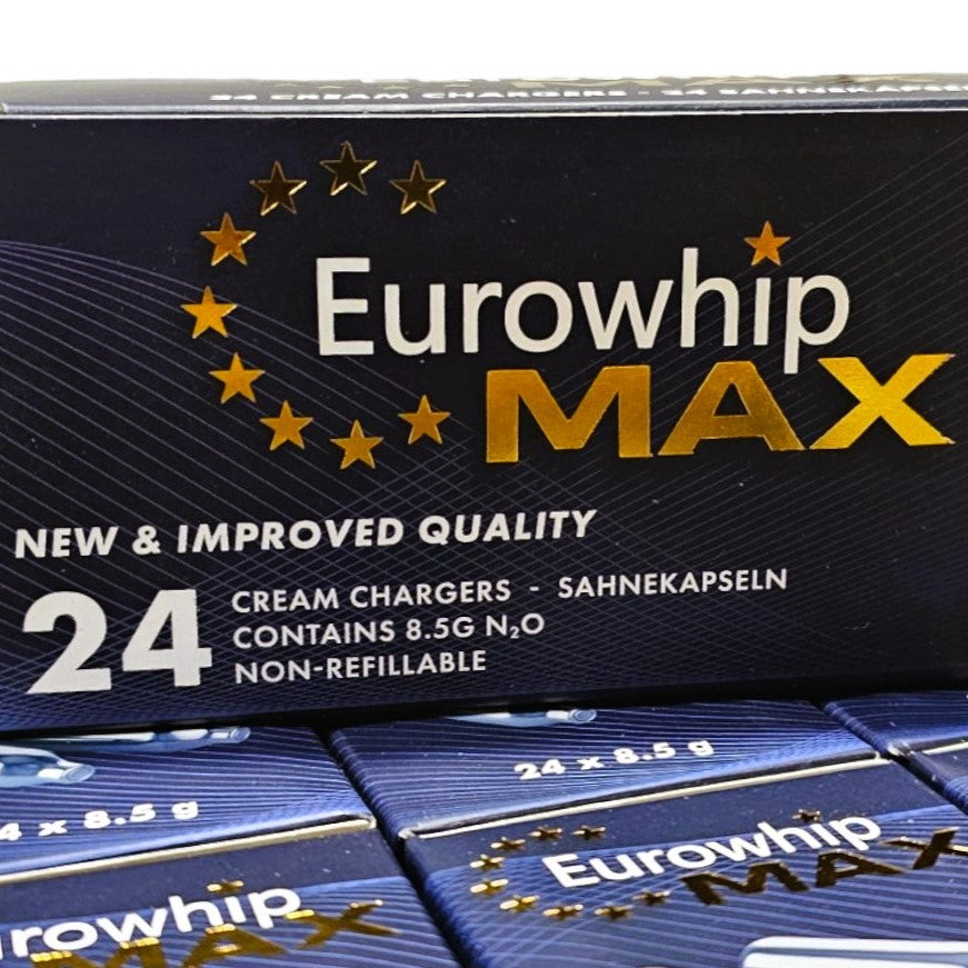 Eurowhip MAX 8.5 gram gräddpatroner, nödvändiga för modern bakning och desserttillverkning.